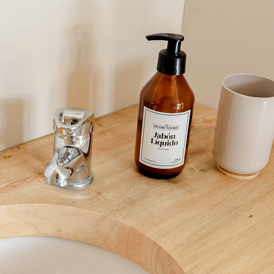 Detalle del lava mano